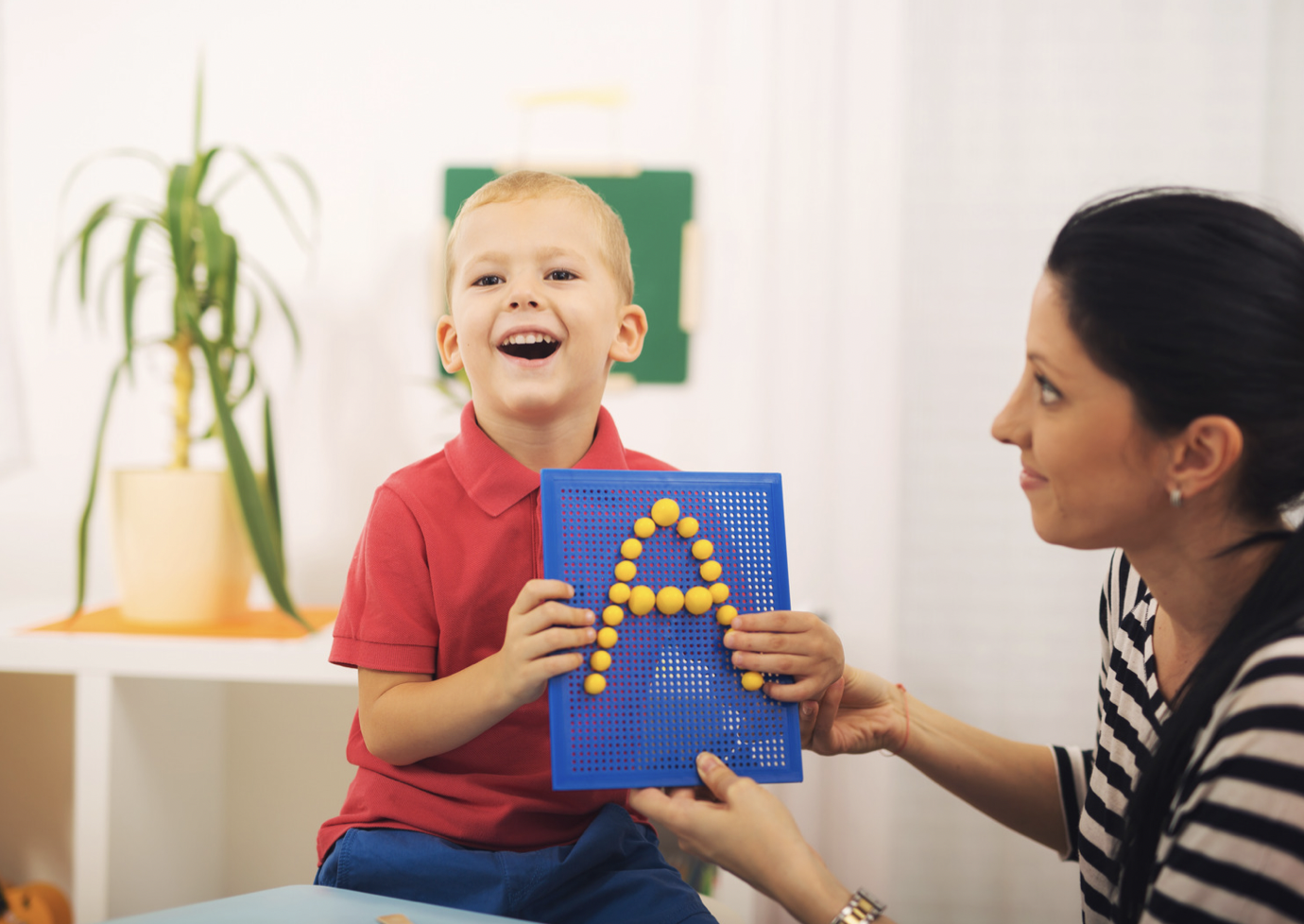 Gangguan Perkembangan Pervasif / Autisme